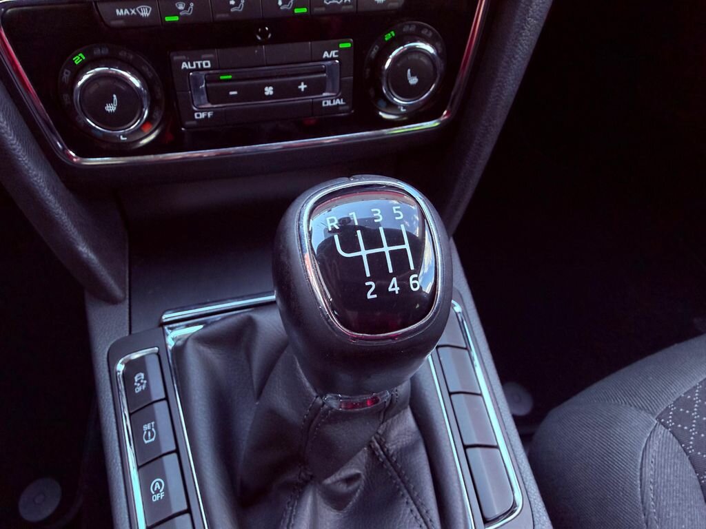 Škoda Superb Kombi 2,0 l 103 kw