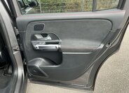 Mercedes-Benz GLB SUV / Terénní 2,0 l 140 kw