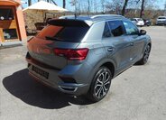 Volkswagen T-Roc SUV / Terénní 1,5 l 110 kw