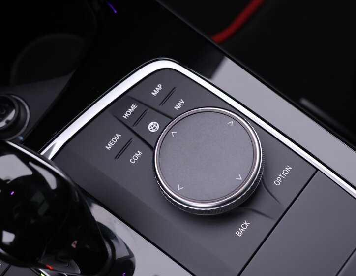 BMW Řada 1 Hatchback 2,0 l 195 kw