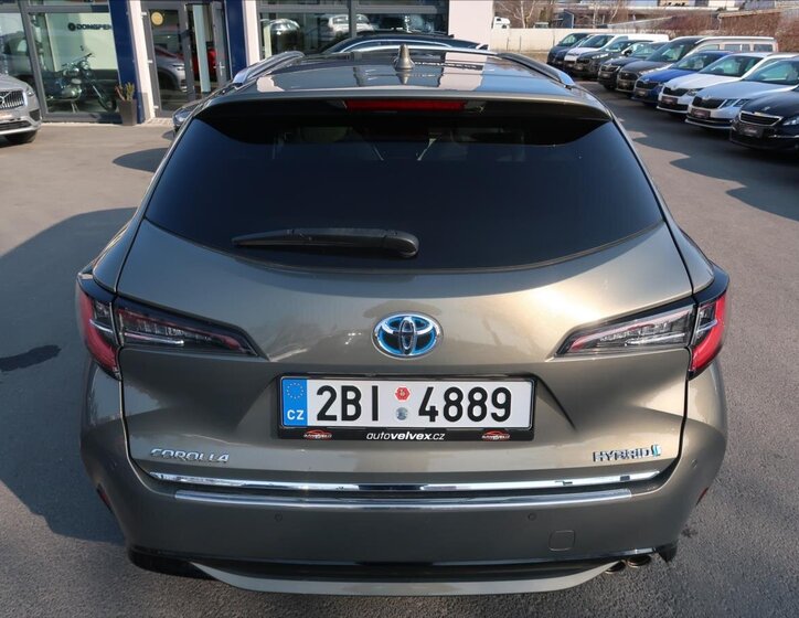 Toyota Corolla Kombi 2,0 l 132 kw