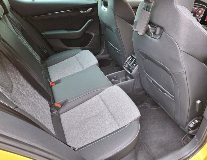 Škoda Octavia Sedan / Limuzína 1,5 l 110 kw