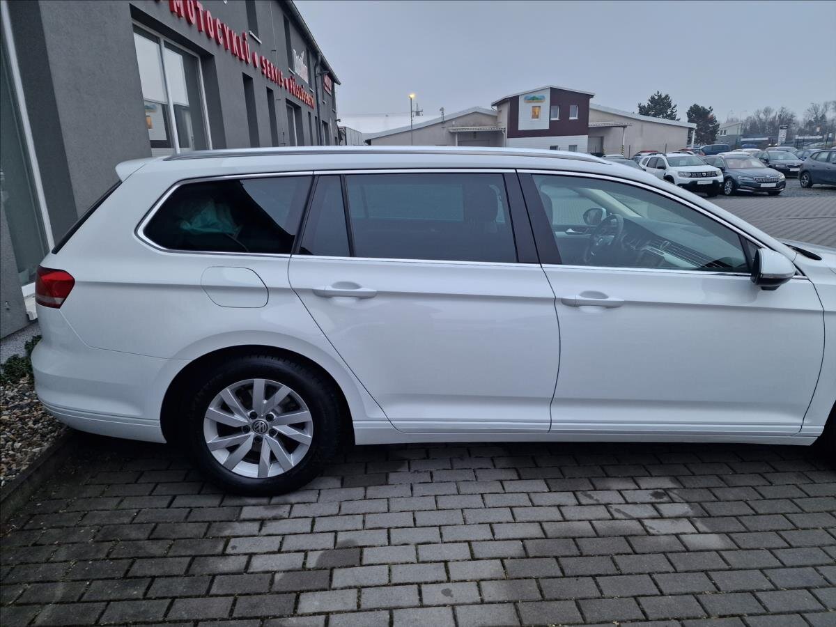 Volkswagen Passat Kombi 1,4 l 110 kw