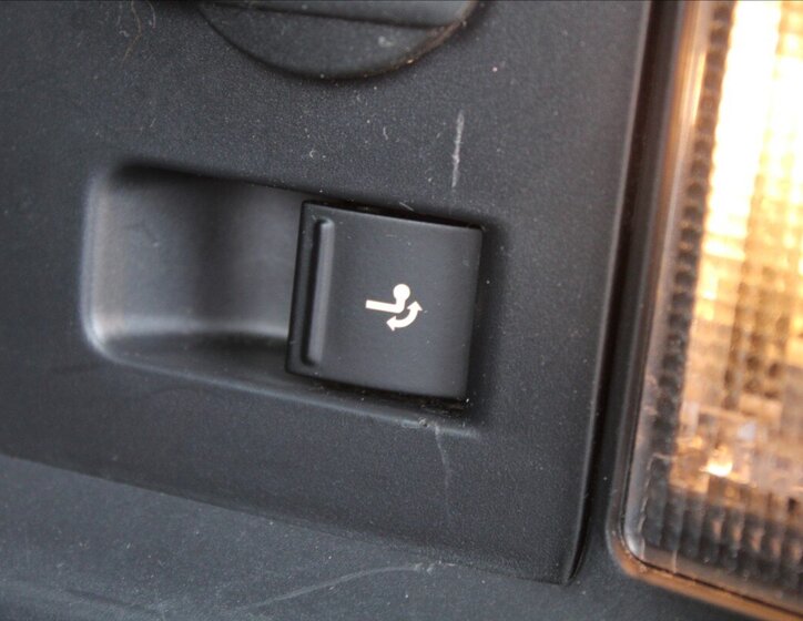 Volkswagen Sharan MPV 2,0 l 110 kw