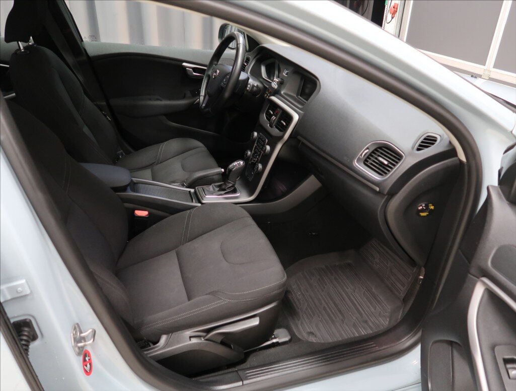 Volvo V40 Hatchback 2,0 l 88 kw