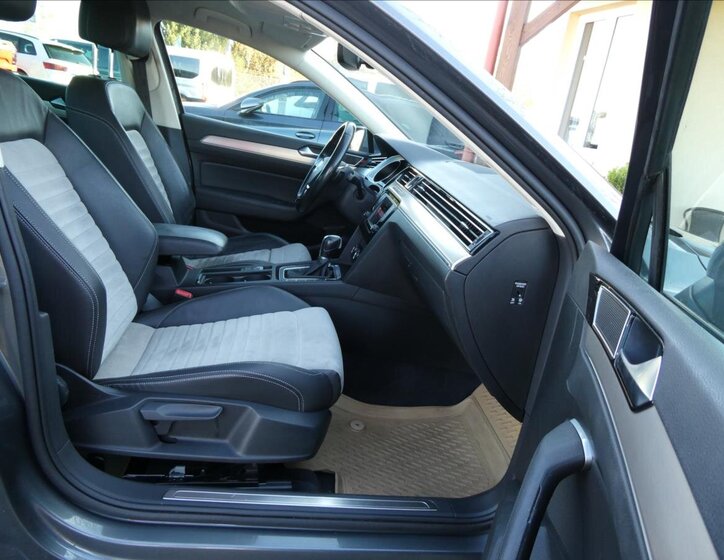 Volkswagen Passat 23