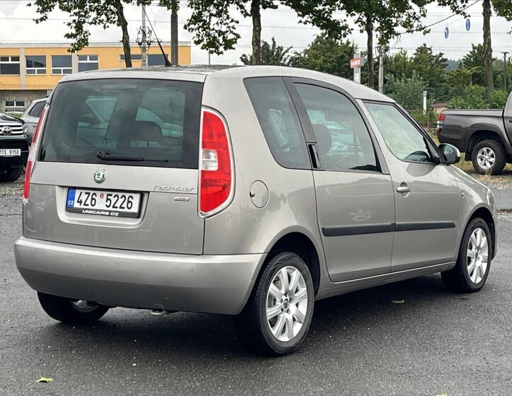 Škoda Roomster 5