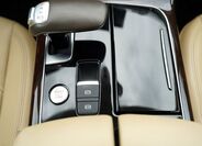 Audi A8 31
