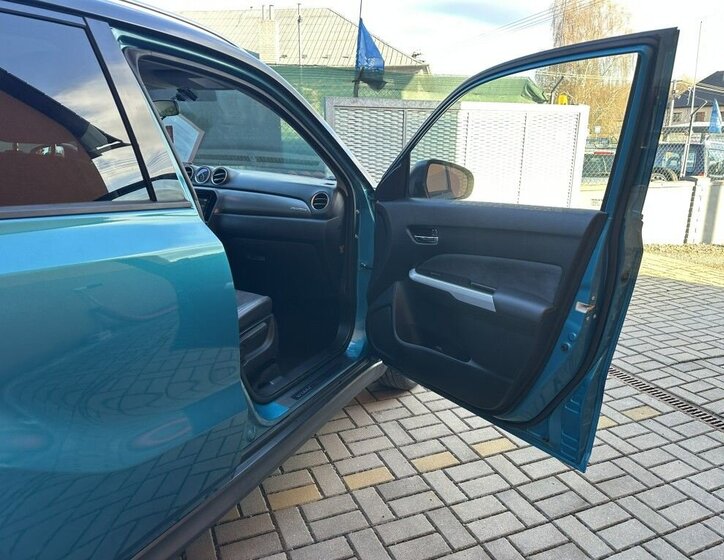 Suzuki Vitara Hatchback 1,6 l 88 kw