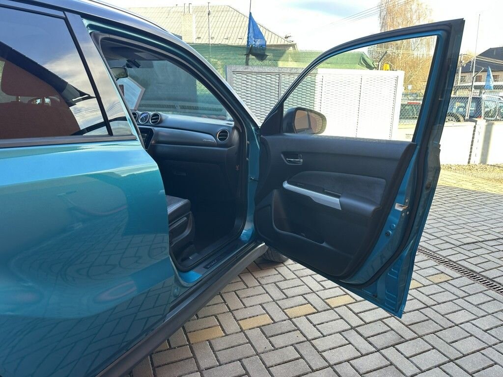 Suzuki Vitara Hatchback 1,6 l 88 kw
