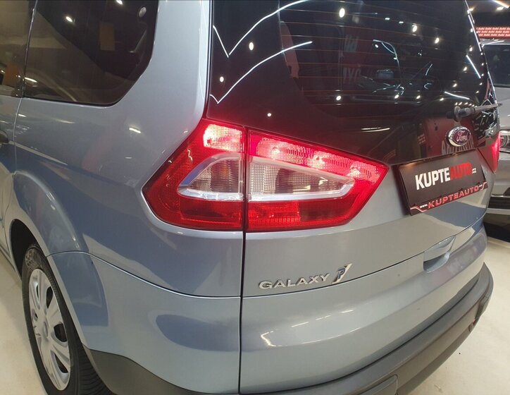 Ford Galaxy MPV 2,0 l 107 kw