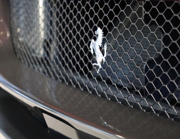 Ferrari Ostatní SUV / Terénní 6,5 l 533 kw