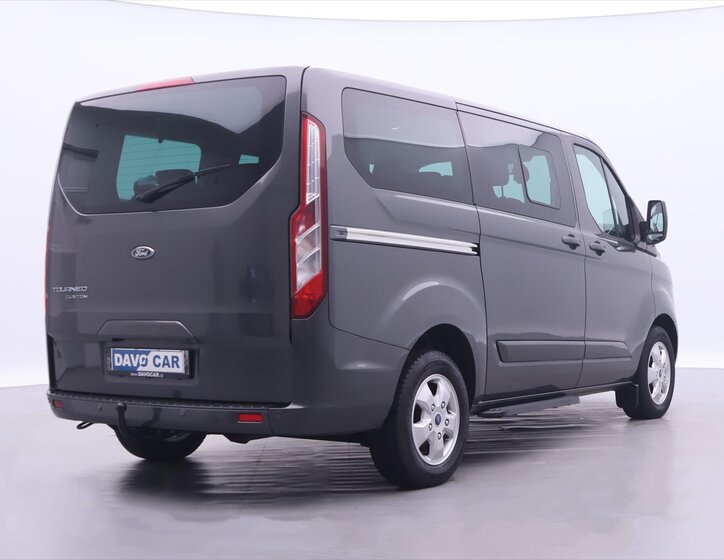 Ford Tourneo Custom MPV 2,2 l 114 kw