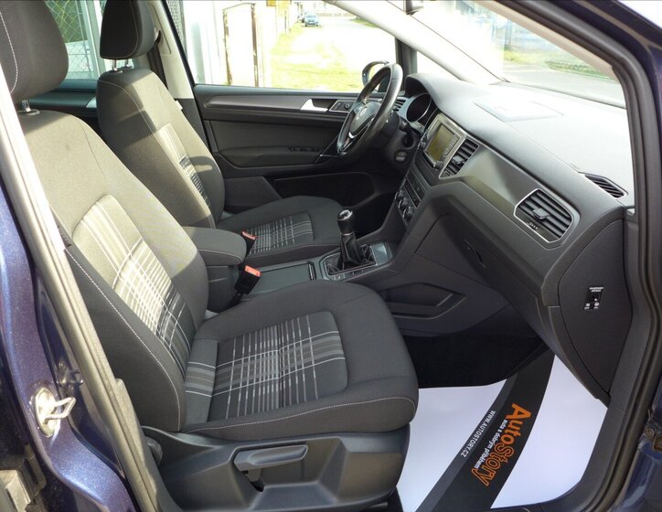 Volkswagen Golf Sportsvan Kombi 1,2 l 81 kw