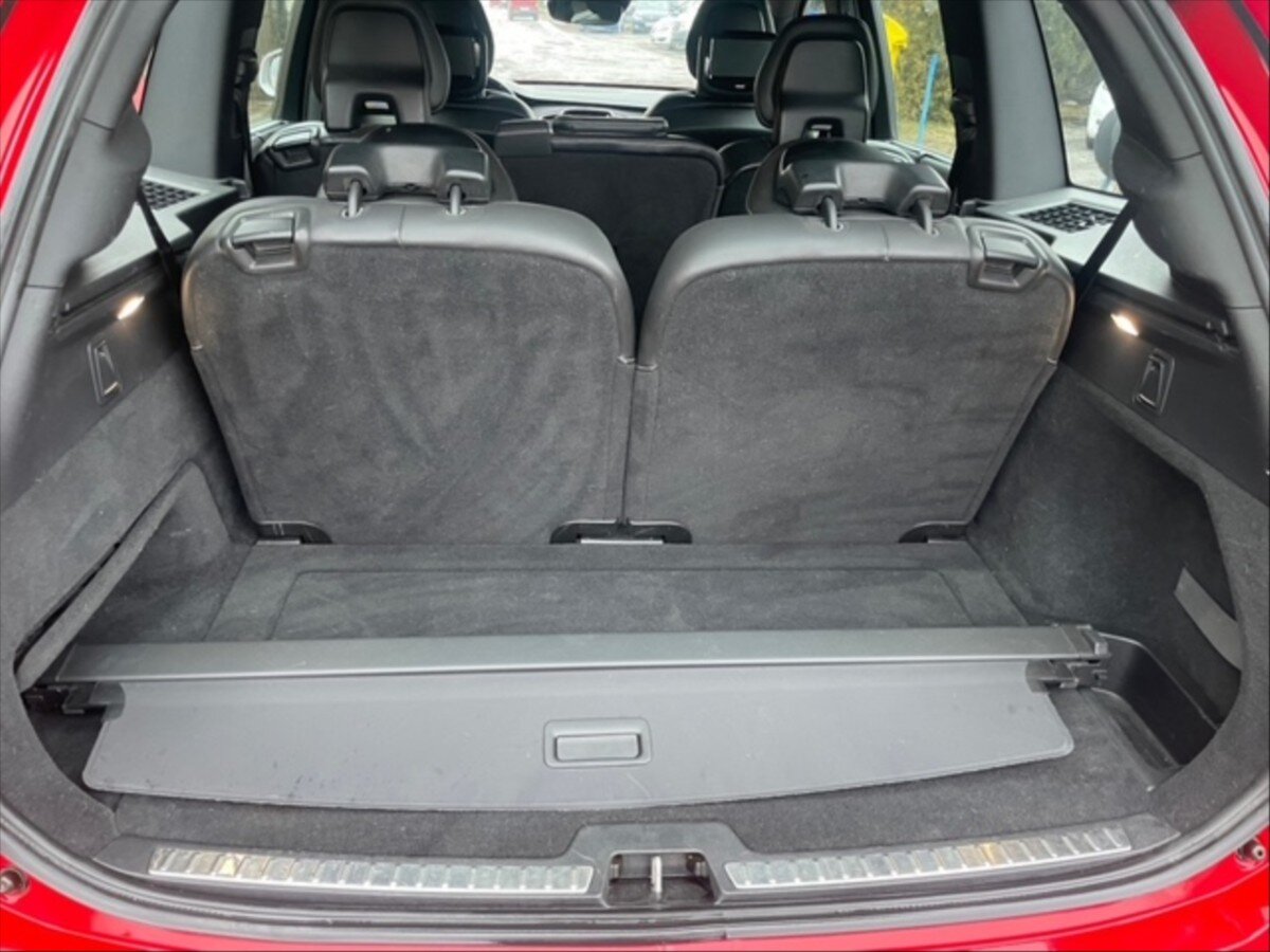 Volvo XC90 SUV / Terénní 2,0 l 173 kw