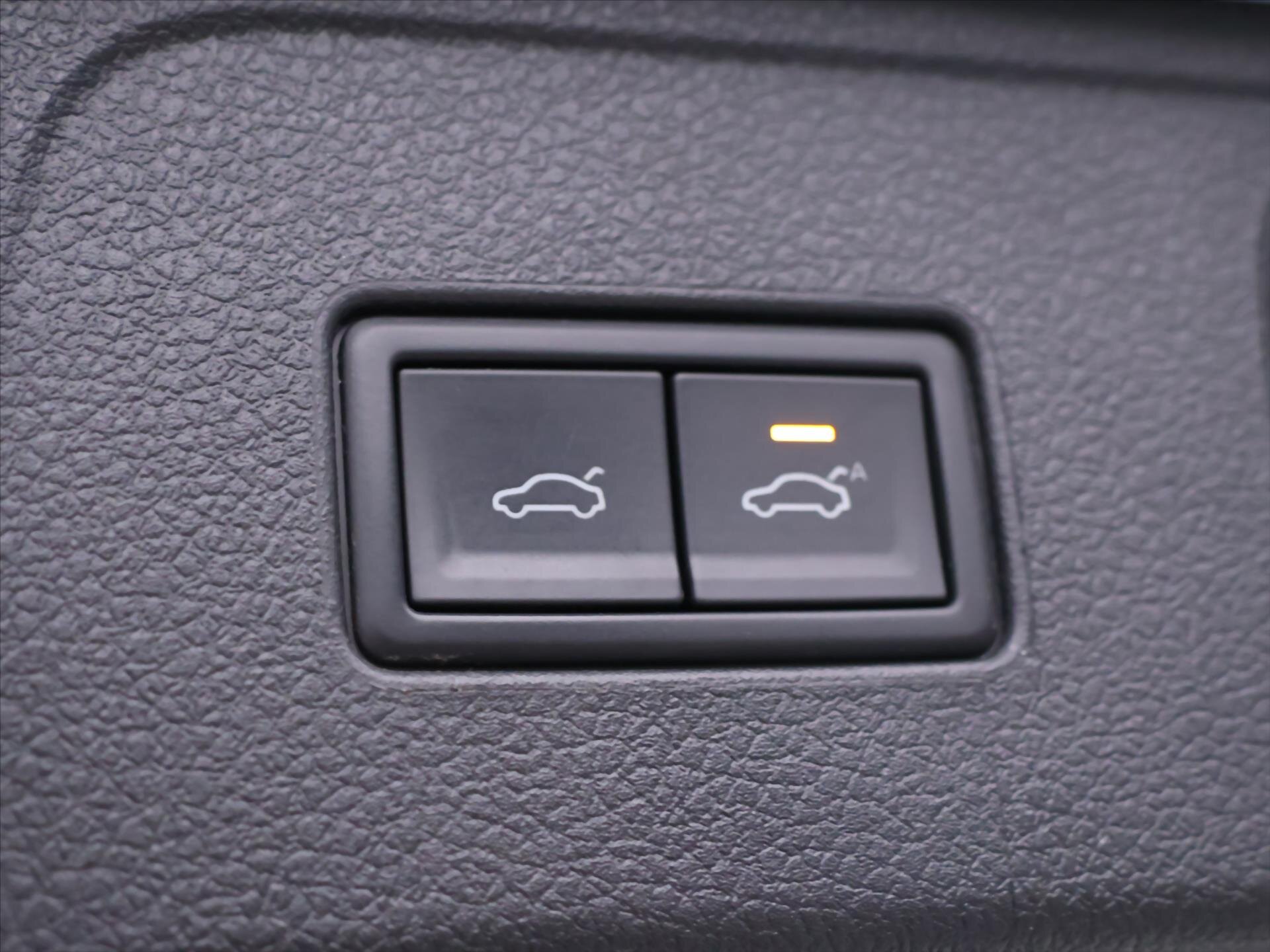 Volkswagen Passat Kombi 2,0 l 200 kw