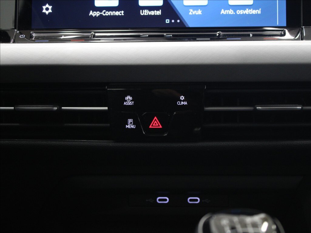 Volkswagen Golf Hatchback 999,0 81 kw