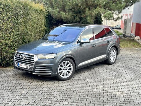 Audi SQ7 SUV / Terénní 4,0 l 320 kw