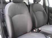 Mitsubishi Space Star 17