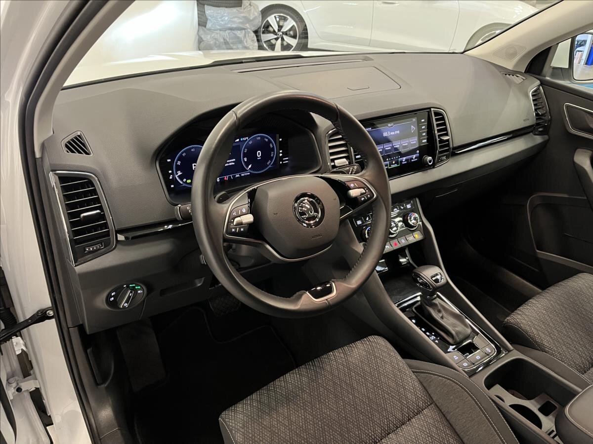 Škoda Karoq SUV / Terénní 1,5 l 110 kw