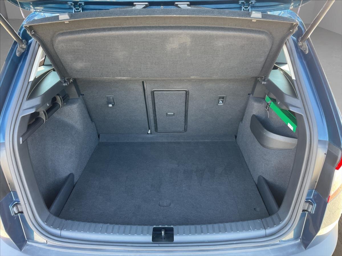 Škoda Karoq SUV / Terénní 2,0 l 110 kw