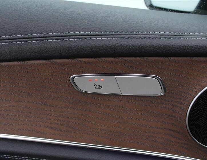 Mercedes-Benz Třídy E Kombi 2,0 l 143 kw