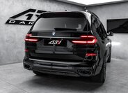 BMW X7 6