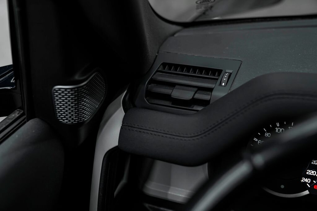 Land Rover Defender SUV / Terénní 3,0 l 294 kw