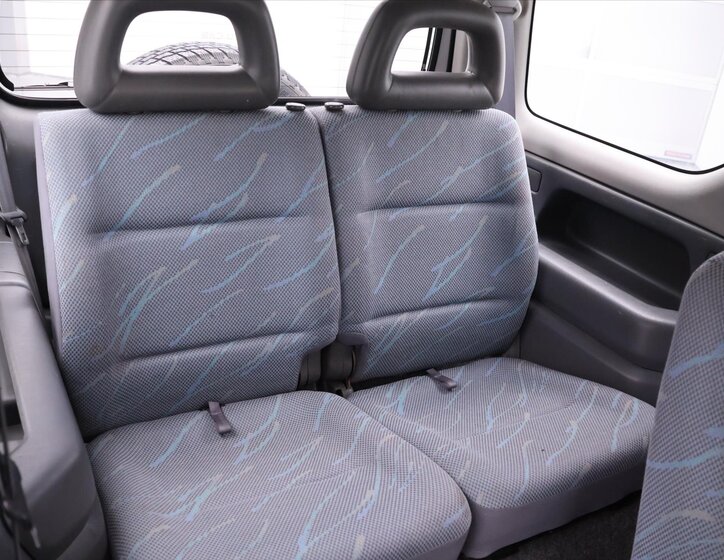 Suzuki Jimny SUV 1,3 l 62 kw