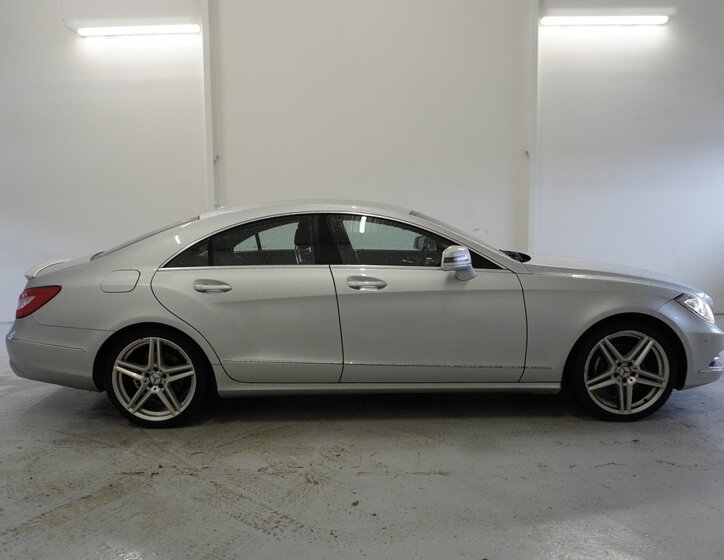 Mercedes-Benz CLS Sedan 3,5 l 225 kw