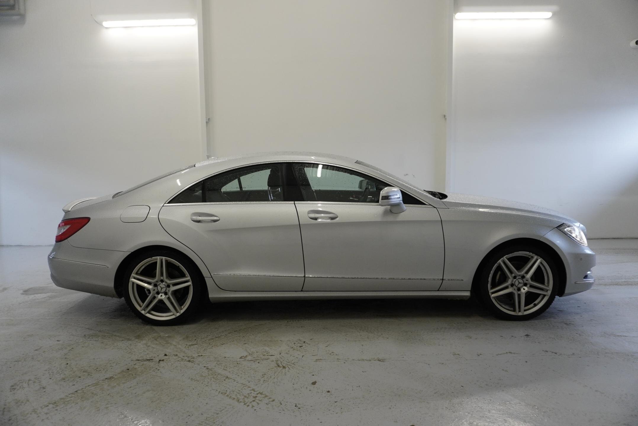 Mercedes-Benz CLS Sedan 3,5 l 225 kw