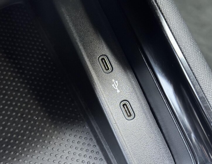 Škoda Kamiq SUV / Terénní 1,5 l 110 kw