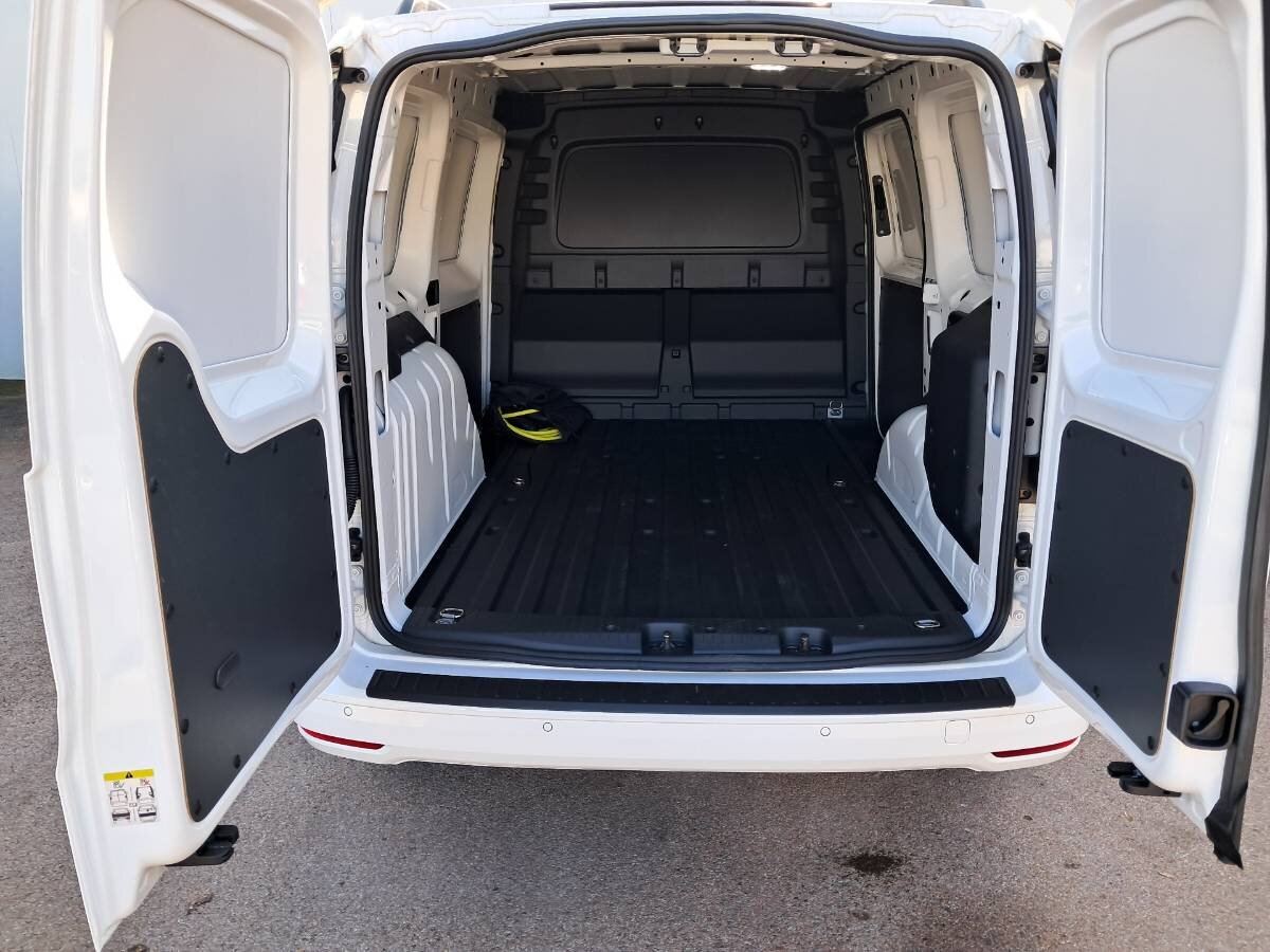 Volkswagen Caddy Skříň 1,5 l 85 kw