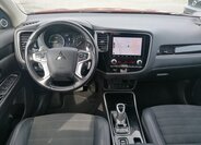 Mitsubishi Outlander 9
