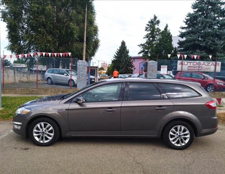 Ford Mondeo Kombi 2,0 l 120 kw