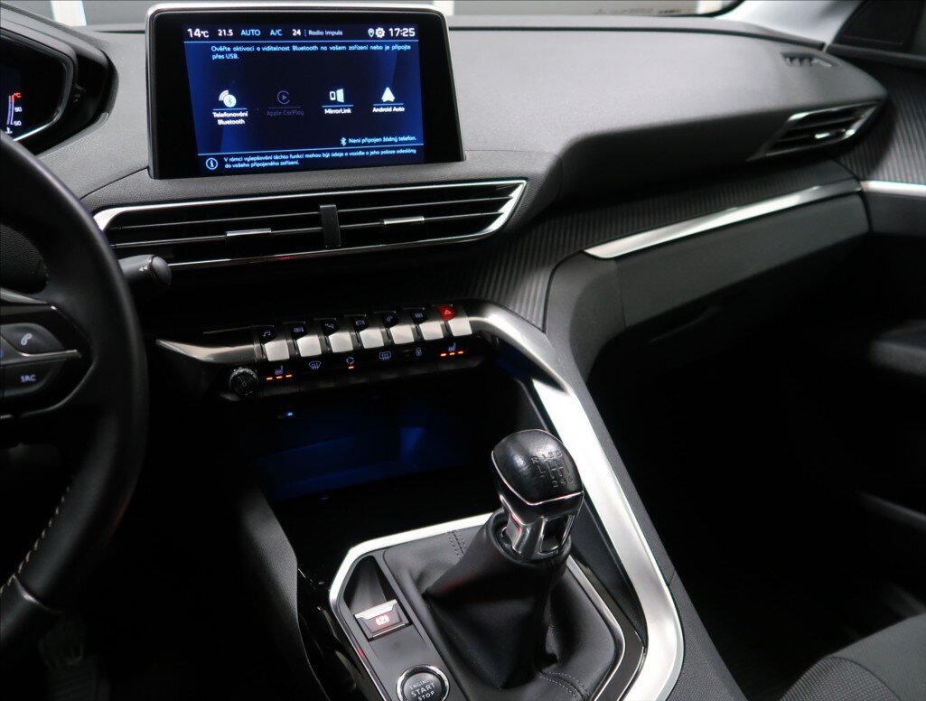 Peugeot 5008 MPV 1,5 l 96 kw