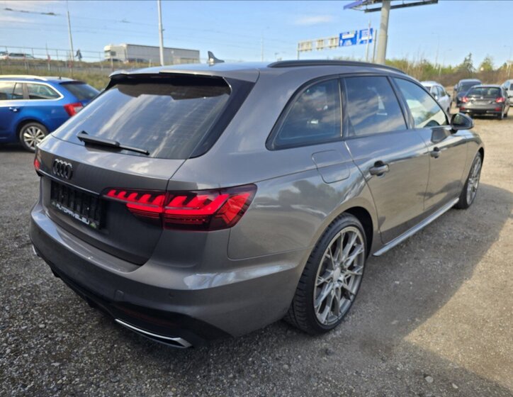 Audi A4 Kombi 2,0 l 140 kw