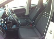 Volkswagen up! 15