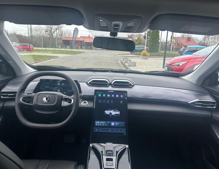 Dongfeng Ostatní SUV / Terénní 1,5 l 145 kw
