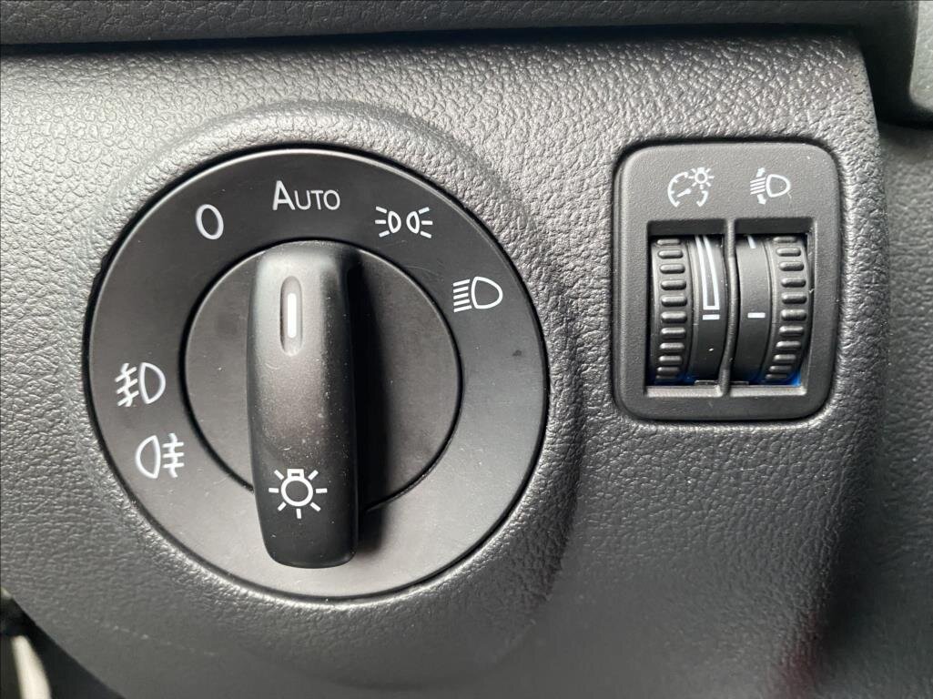 Volkswagen Tiguan SUV 2,0 l 103 kw