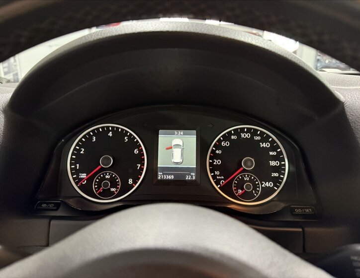 Volkswagen Tiguan SUV / Terénní 1,4 l 118 kw