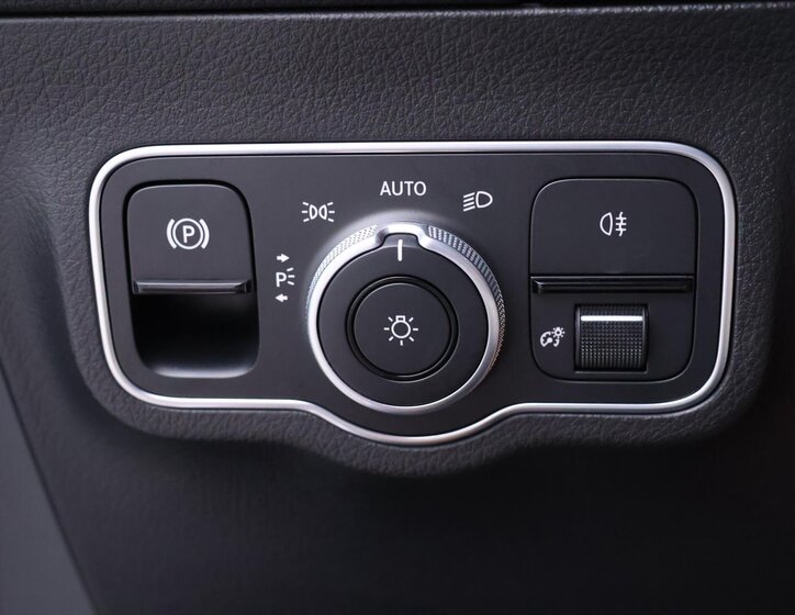 Mercedes-Benz GLA 21