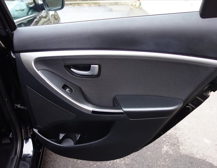 Hyundai i30 Kombi 1,6 l 81 kw