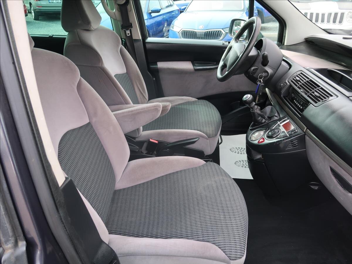 Citroën C8 MPV 2,0 l 88 kw