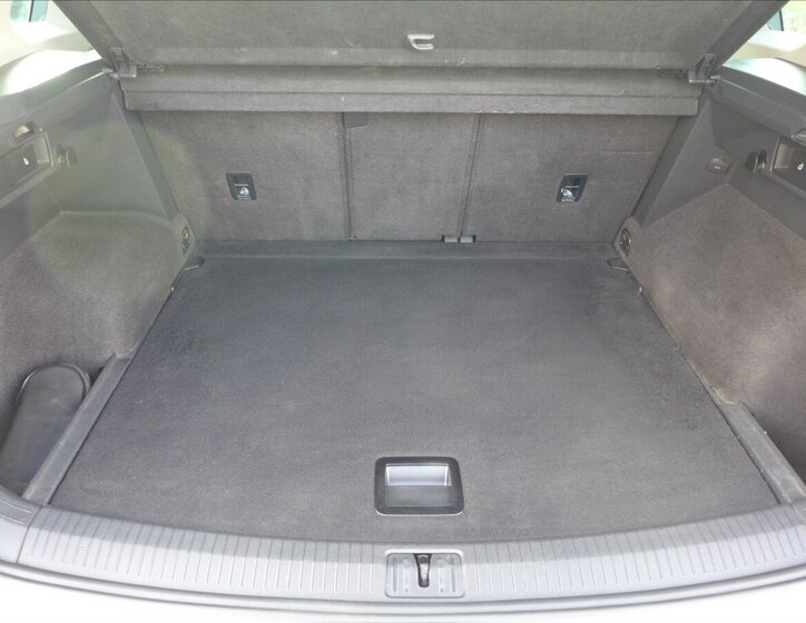 Volkswagen Tiguan SUV / Terénní 2,0 l 110 kw