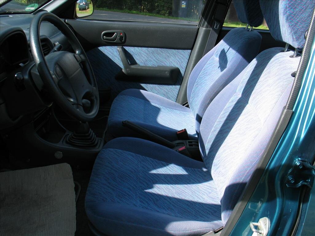 Suzuki Swift Hatchback 993,0 39 kw