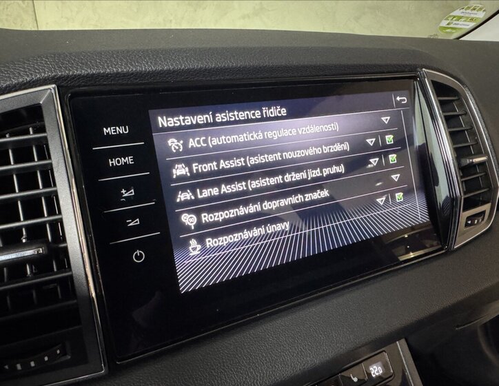 Škoda Karoq SUV 2,0 l 110 kw