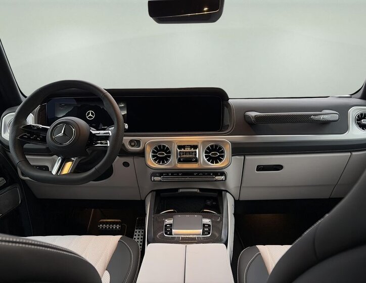 Mercedes-Benz Třídy G SUV 0,0 432 kw