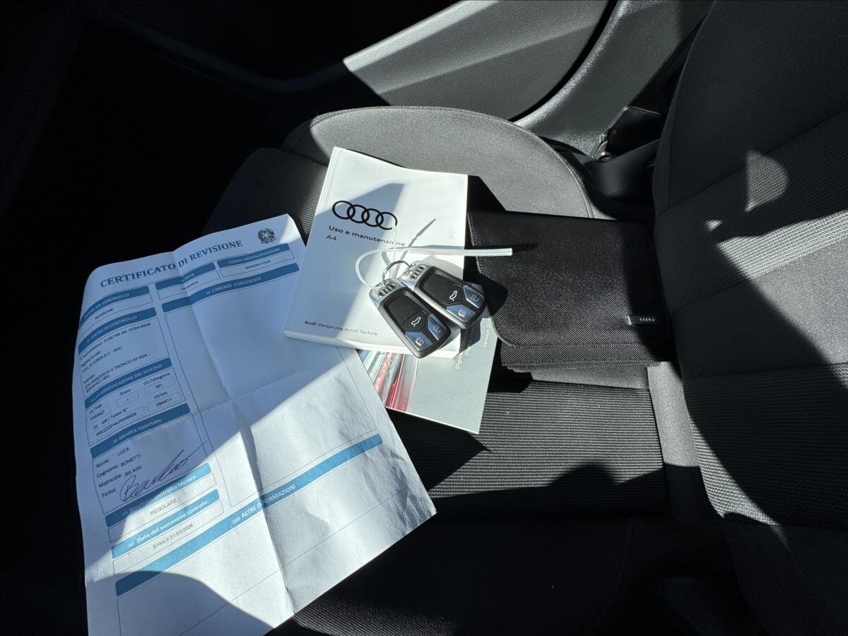 Audi A4 Kombi 2,0 l 140 kw