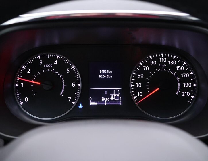 Dacia Duster SUV 999,0 67 kw